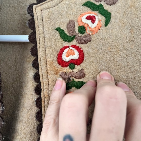 Vintage Hungarian Tan Embroidered Vest - Picture 9 of 9